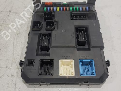 Used Fuse box CITROËN C3 II (SC_) 1.6 BlueHDi 100 (99 hp) 30439203