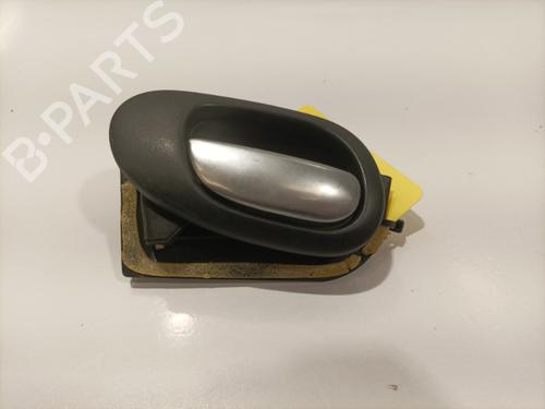 Used Front left interior door handle PEUGEOT 206 CC (2D) 1.6 16V (2DNFUF, 2DNFUR) (109 hp) 22569315