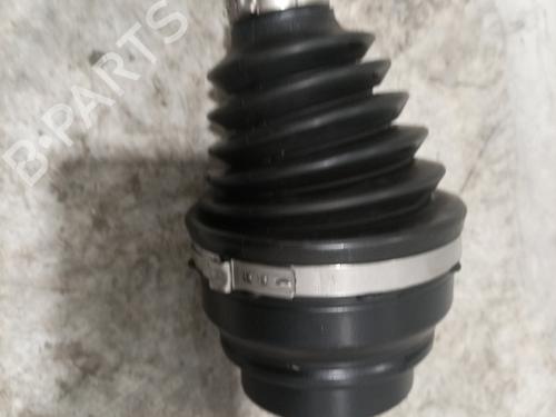 Used Right rear driveshaft Right rear driveshaft MERCEDES-BENZ V-CLASS (W447) V 250 CDI / d 4-matic (447.811, 447.813) (190 hp) 22579037 22579037