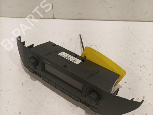 Used Climate control Climate control 37993828 37993828