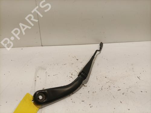 Used Front windshield wiper arm BMW 1 (F20) 114 d (95 hp) 22574185