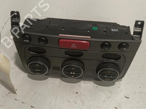 Commande Chauffage ALFA ROMEO GT (937_) 1.9 JTD (937CXN1B) (150 hp) 22586383