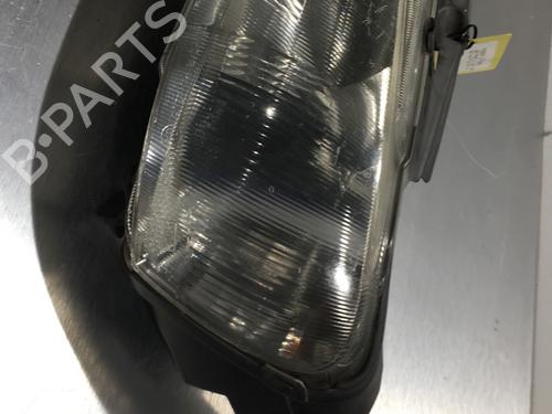 Left headlight PEUGEOT 106 II (1A_, 1C_) 1.4 i | BP22577549C28 