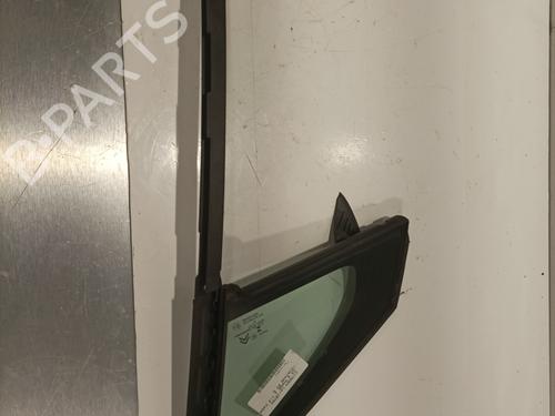 front-left-quarter-glass-citroen-c3-iii-sx-2016-33950503 main image
