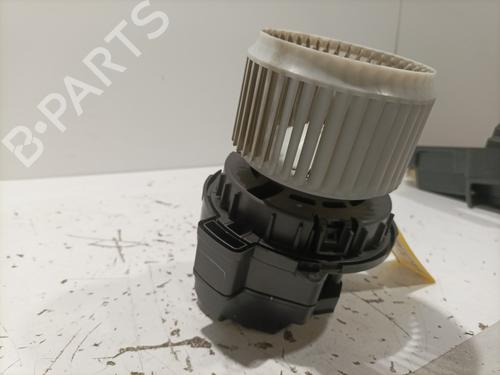 Heater blower motor RENAULT CLIO V (B7_) 1.3 TCe 140 (B7N0) | BP22589141M62 