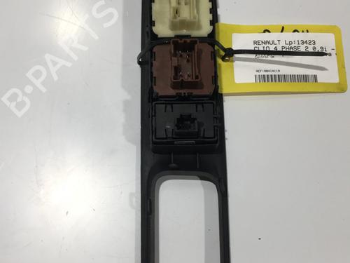 Left front window switch RENAULT CLIO IV (BH_) 0.9 TCe 90 (BHNF, BHMA, BHMH, BHJK, BHJR) | BP22582830I27 