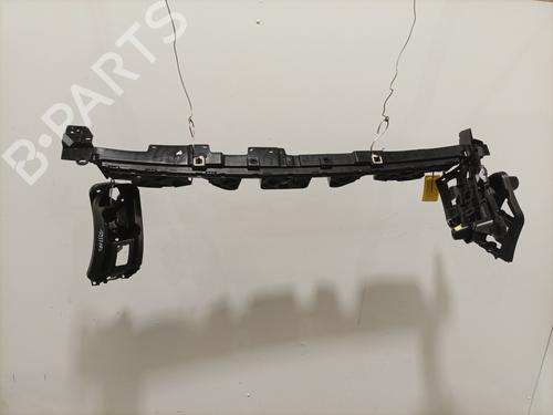 Kofangerbeslag bag Kofangerbeslag bag PEUGEOT 2008 II (UD_, US_, UY_, UJ_, UR_, UC_) 1.2 PureTech 130 (USHNS, URHNS) (130 hp) 37747929 37747929
