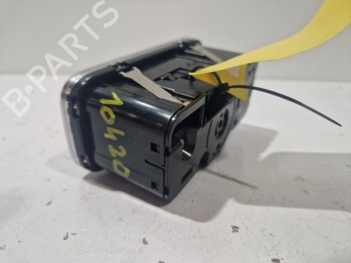 Used Headlight switch Headlight switch MERCEDES-BENZ A-CLASS (W177) AMG A 35 4-matic (177.051) (306 hp) 22573598 22573598
