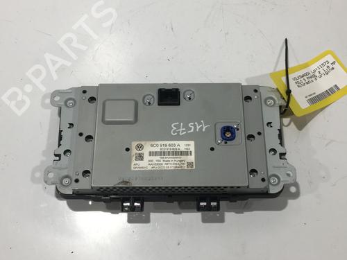Used Radio VW POLO V (6R1, 6C1) 1.0 (60 hp) 24212584