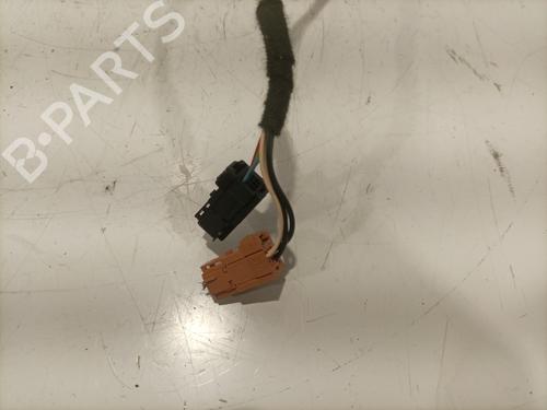 Left mirror PEUGEOT 208 I (CA_, CC_) 1.4 HDi | BP27324831C26