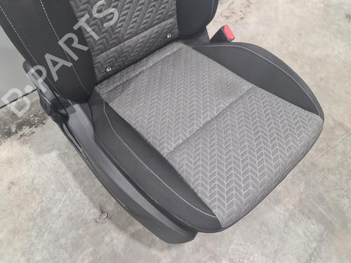 Right front seat RENAULT CLIO V (B7_) 1.6 E-TECH 140 (B7MU) | BP37747878C16 - Image 7