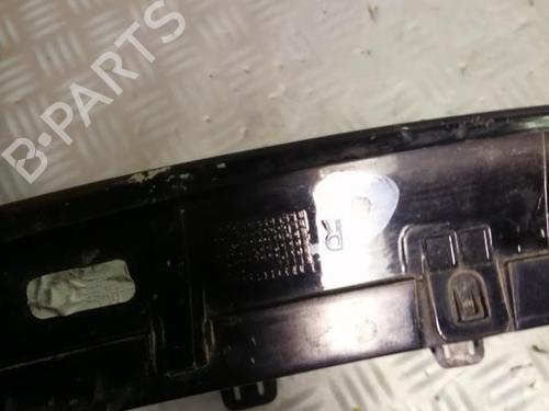 Gitter für BMW 1 Coupe (E82) 120 d (177 hp) 22571351