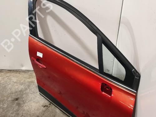 Used Right front door Right front door 38424278 38424278