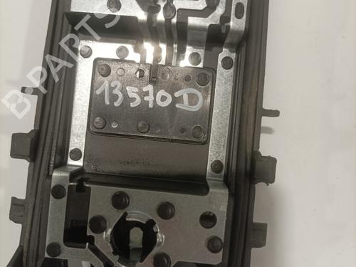 lamp-holder-dacia-duster-hs_-2010-2011-2012-2013-2014-2015-2016-2017-2018-24408024 main image