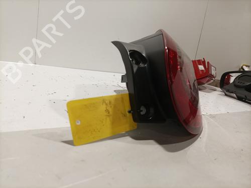 Right taillight FIAT BRAVO II (198_) 1.9 D Multijet (198AXB1A) | BP22573291C35 