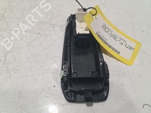 Used Right front window switch Right front window switch PEUGEOT 308 II (LB_, LP_, LW_, LH_, L3_) 1.2 THP 130 (131 hp) 32241422 32241422