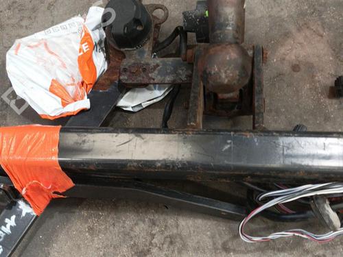 Used Tow ball/Mechanism RENAULT SCÉNIC II (JM0/1_) 1.9 dCi (JM14) (131 hp) 22581820
