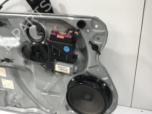 Rudehejsemekanisme ventre foran VW POLO IV (9N_, 9A_) 1.4 16V | BP29999998C22