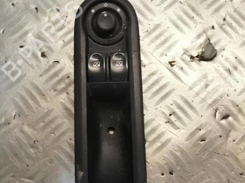 Left front window switch RENAULT TWINGO II (CN0_) 1.2 (CN0D) | BP22584175I27 - Image 3