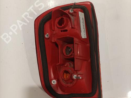 Right taillight TOYOTA RAV 4 II (_A2_) 2.0 D 4WD (CLA20_, CLA21_, CLA20R, CLA21R) | BP29571264C35