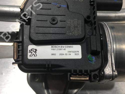 Front wiper motor PEUGEOT 5008 II (MC_, MJ_, MR_, M4_) 1.2 Hybrid 136 (MRHPYC) | BP22582851M29 