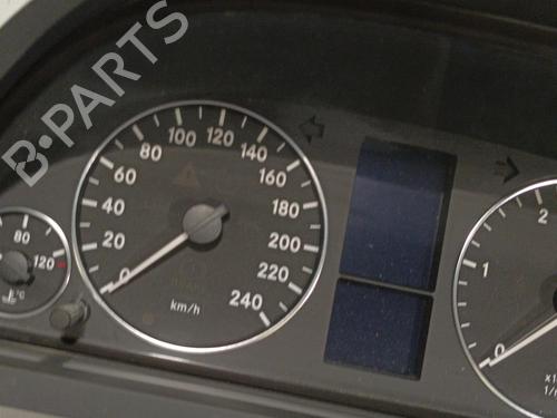 Used Instrument cluster MERCEDES-BENZ A-CLASS (W169) A 180 CDI (169.007, 169.307) (109 hp) 22576287