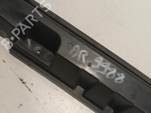 Used Rear bumper bracket Rear bumper bracket 22582608 22582608