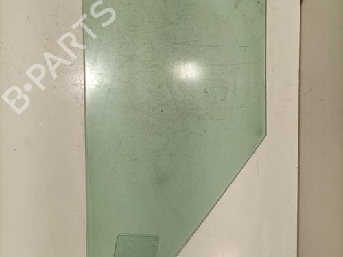 front-right-quarter-glass-vw-crafter-van-sy_-sx_-2016-29756728 main image