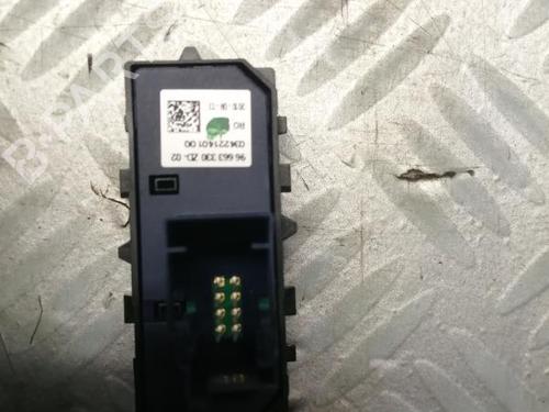 Headlight switch PEUGEOT 508 I (8D_) 2.2 HDi | BP22583774I24 