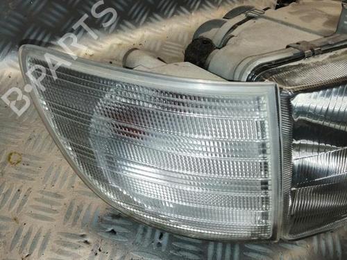 Used Right front indicator MERCEDES-BENZ V-CLASS (638/2) V 220 CDI (638.294) (122 hp) 22578688
