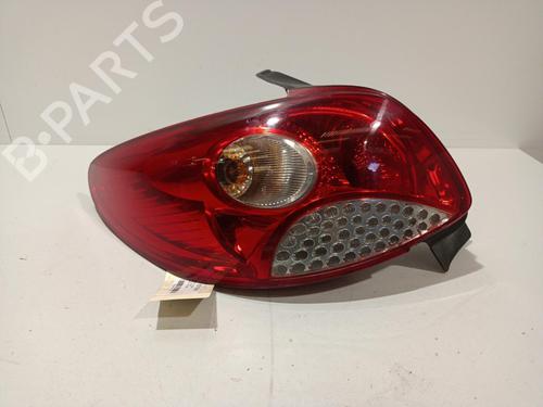 Used Left taillight Left taillight PEUGEOT 206+ (2L_, 2M_) 1.4 HDi eco 70 (68 hp) 22575323 22575323