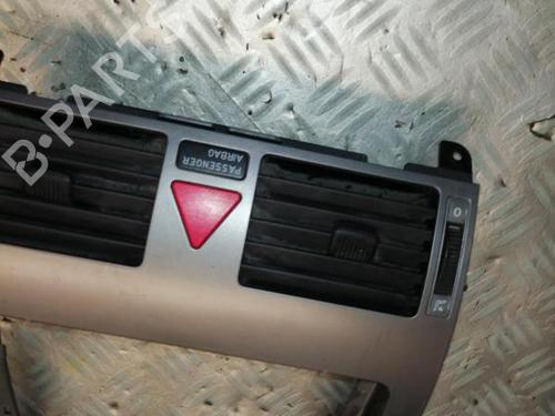 Used Air vent VW TOURAN (1T1, 1T2) 1.9 TDI (105 hp) 22573734