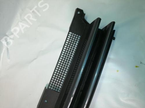 Grille VW GOLF IV (1J1) 1.6 16V | BP22581332C40 