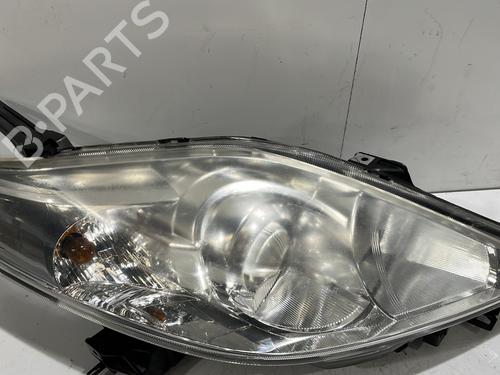 Used Right headlight Right headlight MAZDA 5 (CR) 2.0 CD (CR19) (143 hp) 33437965 33437965