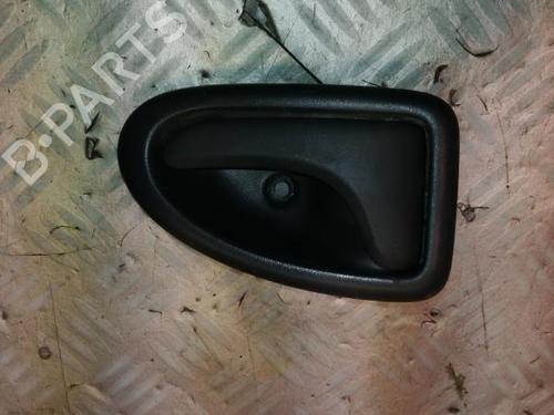 Venstre foran invendig håndtak OPEL VIVARO A Bus (X83) 1.9 DTI (F7, J7, A07) (101 hp) 22575919