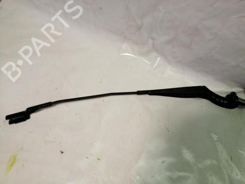 Used Front windshield wiper arm CITROËN C3 / C3 ORIGIN III (SX) 1.2 PureTech 82 (83 hp) 22587258