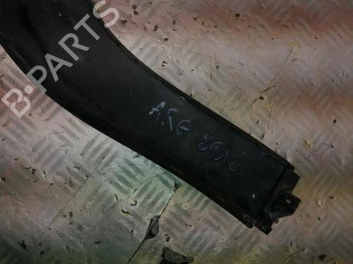 Used Rear left wheel arch trim MINI MINI (R50, R53) Cooper (116 hp) 22581472