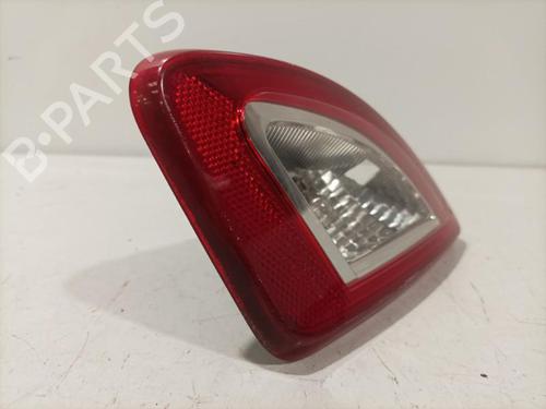 Used Reverse light Reverse light RENAULT TWINGO II (CN0_) 1.2 16V (CN04, CN0B) (75 hp) 22569619 22569619