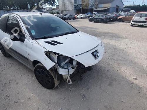 Fuse box PEUGEOT 206+ (2L_, 2M_) 1.4 HDi eco 70 | BP26296961E1 - Image 4