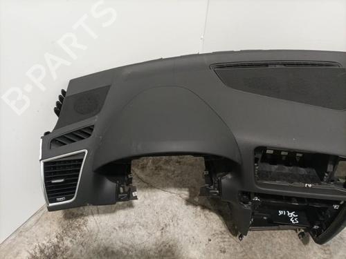 Dashboard AUDI Q5 (8RB) 2.0 TFSI quattro | BP22569825C46 