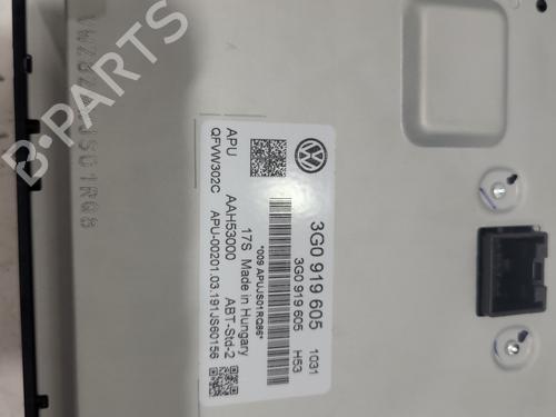 display-monitor-suzuki-kizashi-fr-2010-36414108 main image