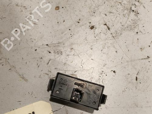 Used Warning switch RENAULT KANGOO Express (FW0/1_) 1.5 dCi 90 (FW0G, FW05, FW08, FW11) (90 hp) 22588628
