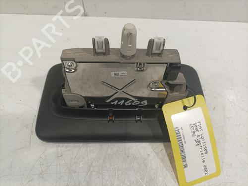 Used Display monitor Display monitor FIAT 500e (332_) Elektro (FA1) (95 hp) 31672772 31672772