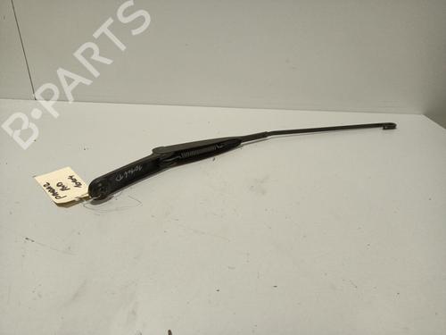 Used Front windshield wiper arm FIAT PANDA (169_) 1.2 (169AXF2A, 169AXF1A) (69 hp) 22586947