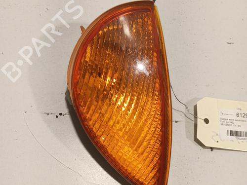 Blinklys foran høyre FIAT SEICENTO / 600 (187_) 1.1 (187AXB, 187AXB1A, 187AXC1A02) (54 hp) 22587028