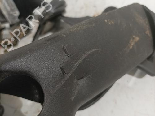 front-right-seatbelt-chevrolet-corvette-c6-2004-2005-2006-2007-2008-2009-2010-2011-2012-2013-27663612 main image