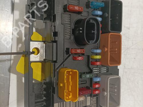 Used Fuse box PEUGEOT 207 (WA_, WC_) 1.6 16V VTi (120 hp) 31908776