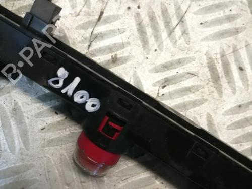 Used Warning switch Warning switch FIAT 500 (312_) 1.2 (312AXA1A) (69 hp) 22589899 22589899