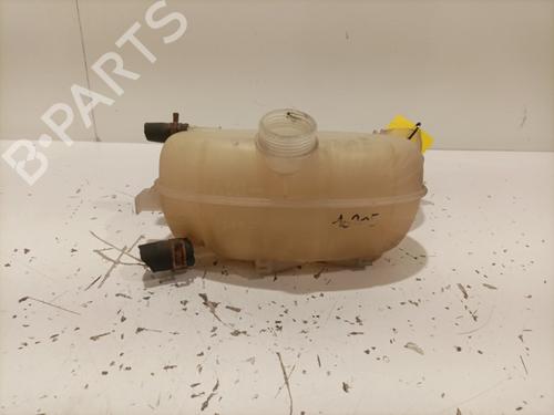 Used Expansion tank RENAULT MASTER II Van (FD) 2.5 dCi (120 hp) 22589543