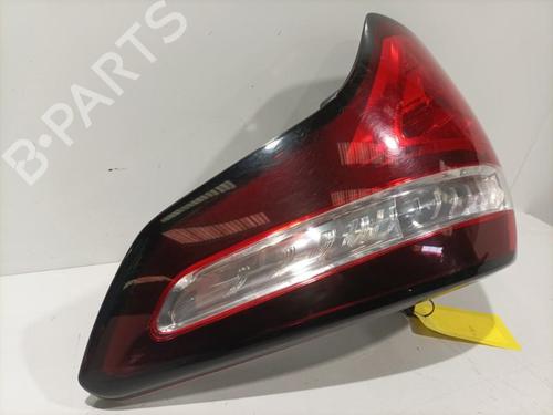 Used Right taillight Right taillight 22569645 22569645